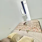 4 Bedroom With Swimming Pool *