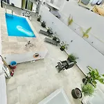Appartamento 4 Bedroom With Swimming Pool *