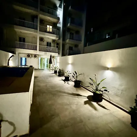 4 Bedroom With Swimming Pool