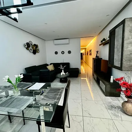 Apartment 4 Bedroom With Swimming Pool Fgura