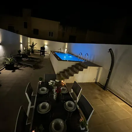 Apartment 4 Bedroom With Swimming Pool Fgura